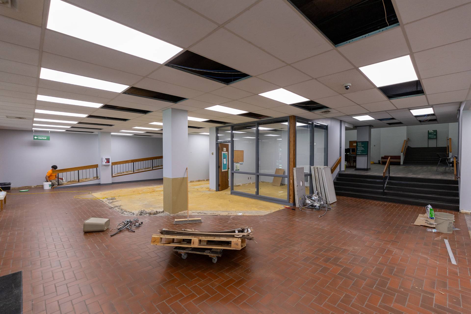 Mabee Learning Center, Front Lobby